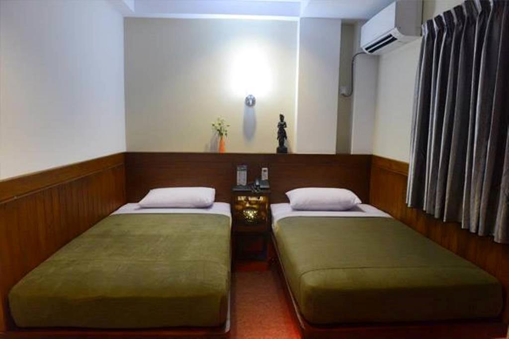 Green Paradise Hotel Rangoon Kamer foto